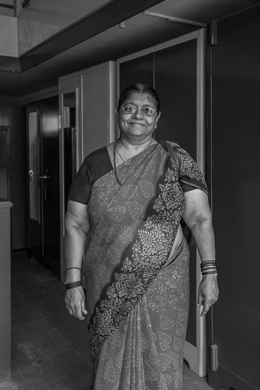 And Madame Siddeshwar, the proud owner of Hubli’s finest steel Almirahs. I love my Siddeshwar almirah and she is happy I do! 