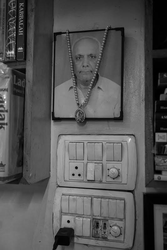 Then off to Piccadilly Book Stall, Delhi, where the owner has died