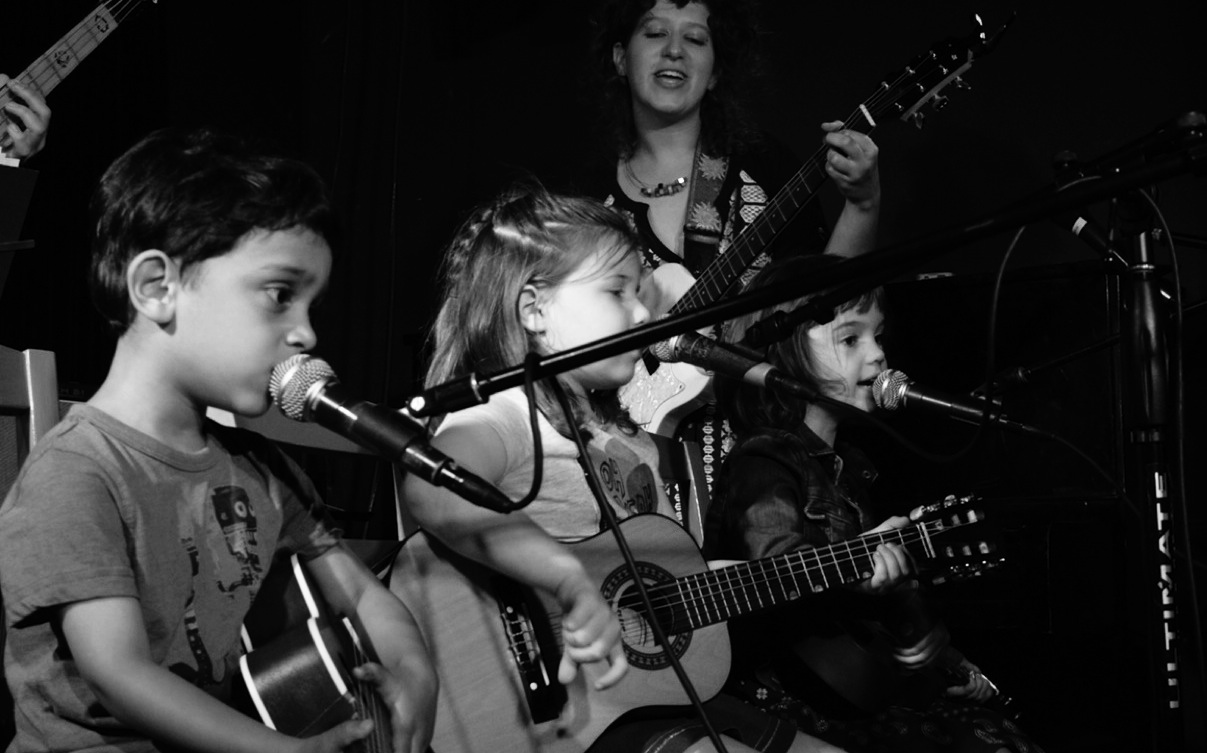 Tijaan (3.5yrs), Claire (5yrs), Sophie (5yrs) of The Rockin' Puffs, Mini Singer/Songwriters Spring 2014