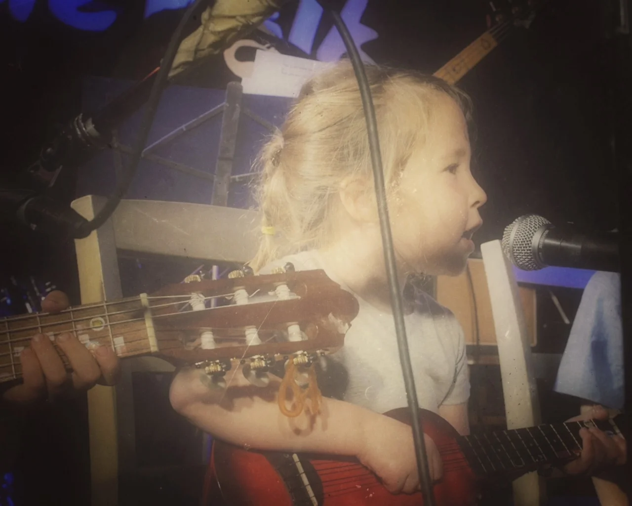 Vivian (5yrs) of The Hammerheads, Mini Singer/Songwriters Spring 2014