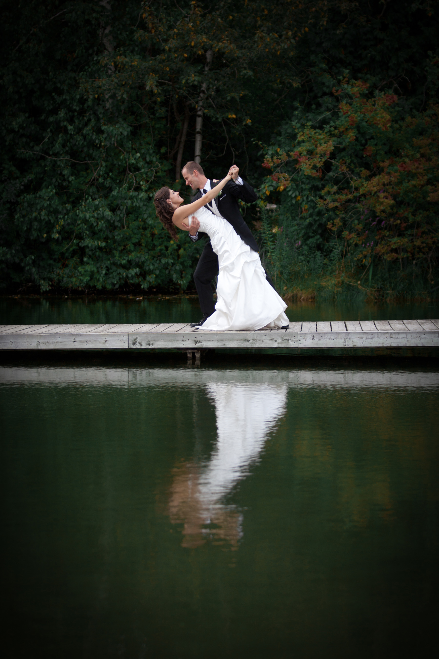 Outdoor wedding photography in a farm + camp in Stouffville