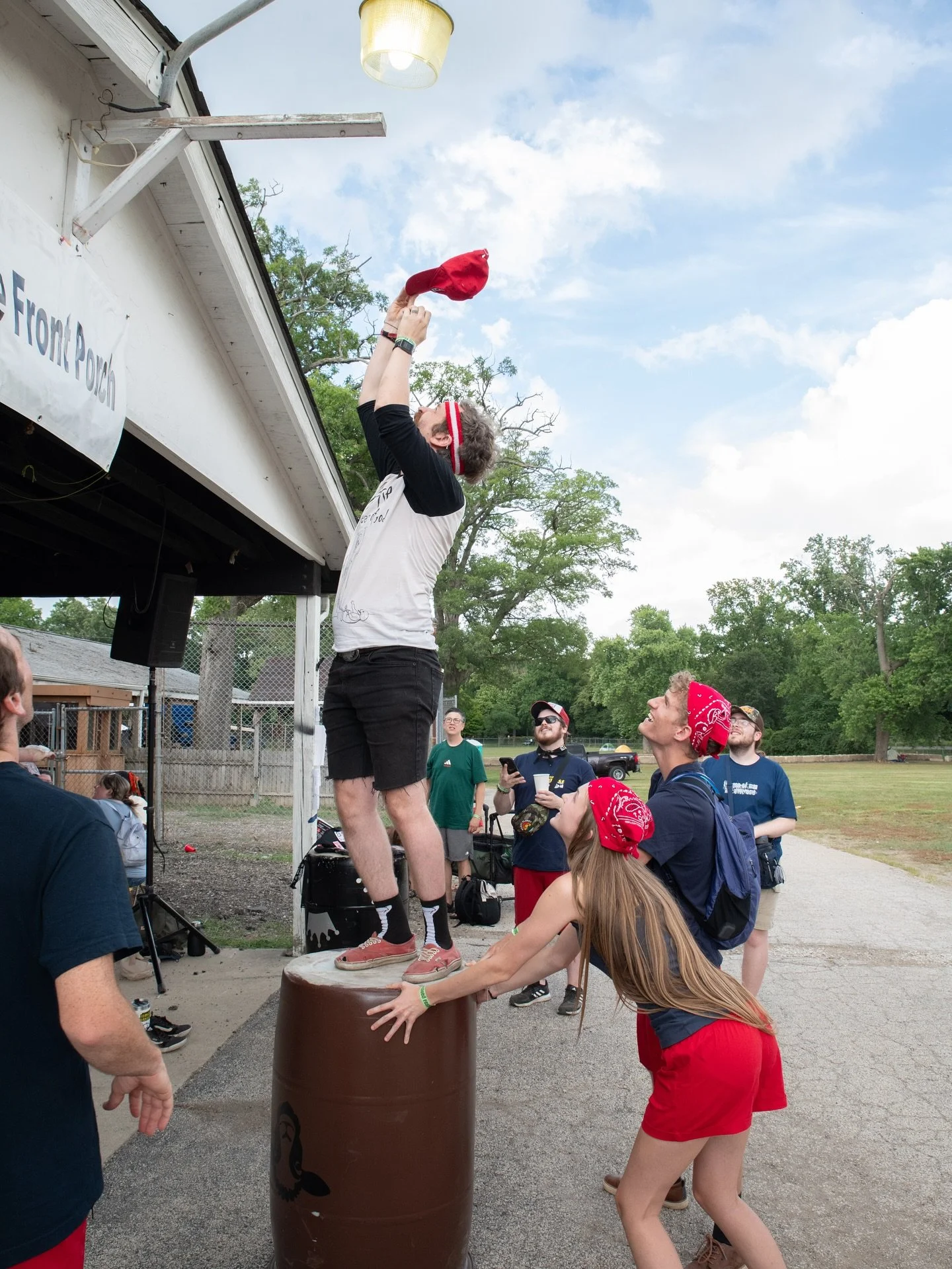 ✨ FINAL UPDATE! WE&rsquo;VE RAISED A TOTAL OF $3965!!

We are so grateful all of those who donated!
Though our campaign is over, you can still donate at Audiofeedfestival.com/donate

#givingtuesday 

📸: @ryan_w_photography