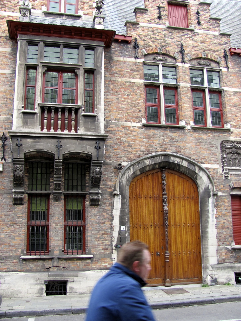  Detailed residential facade, Bruges, Belgium, VHS 2010&nbsp; 