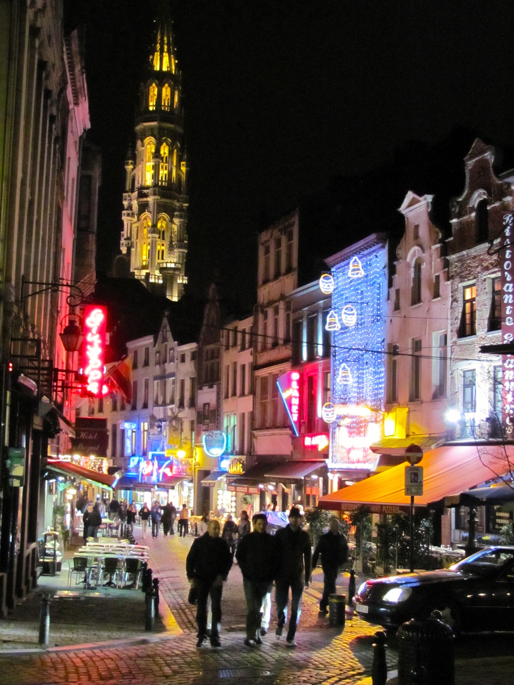  Street night view of Hotel de Ville de Bruxelles - formerly Town Hall, 15th Century Gothic, Grand Place, Old City Brussels, Belgium, VHS 2010 