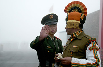 DIPTENDU DUTTA / AFP / GETTY IMAGES