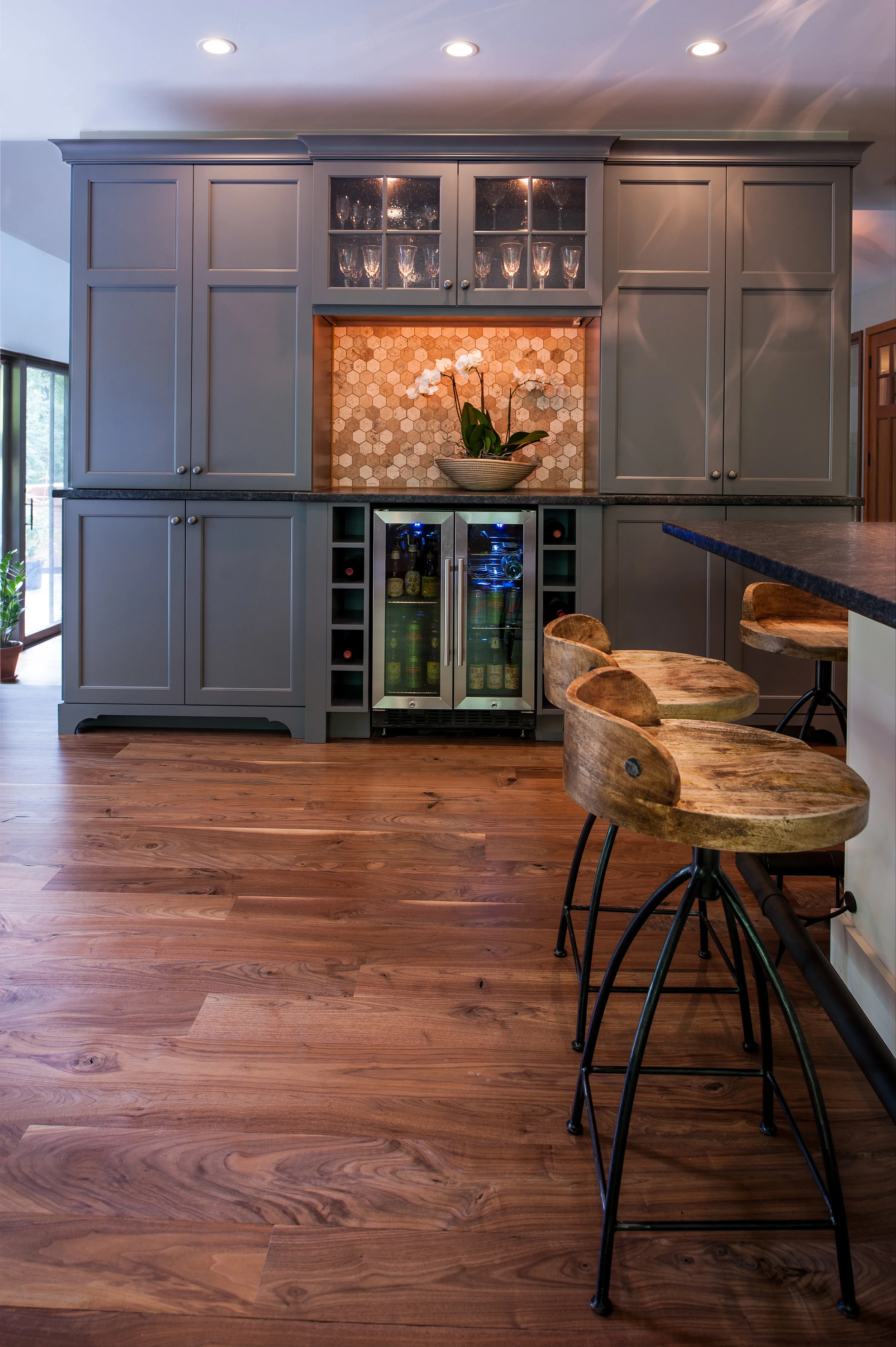 Buss(LC)-229 copy.jpg