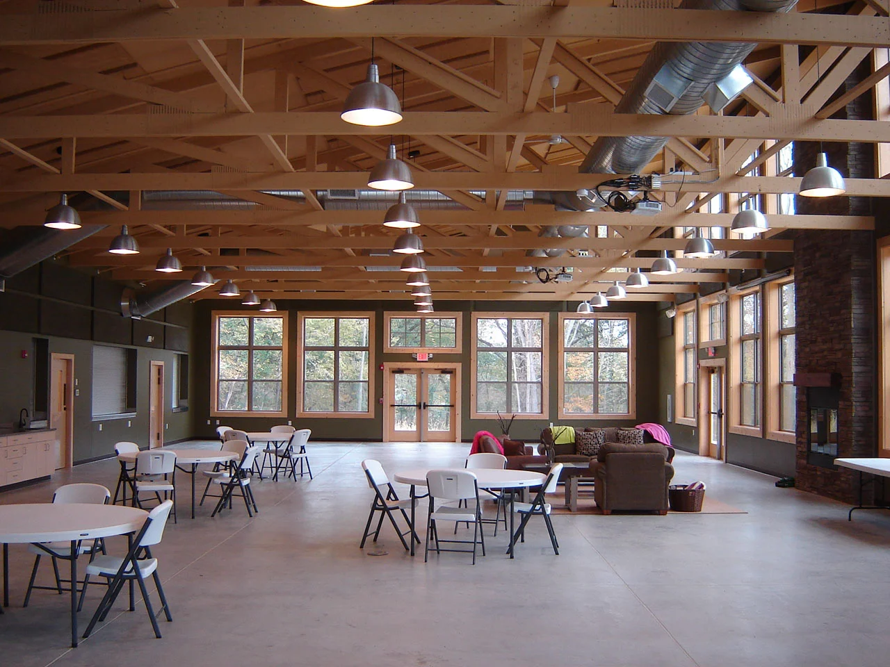 New Liberty Lodge - main hall 2