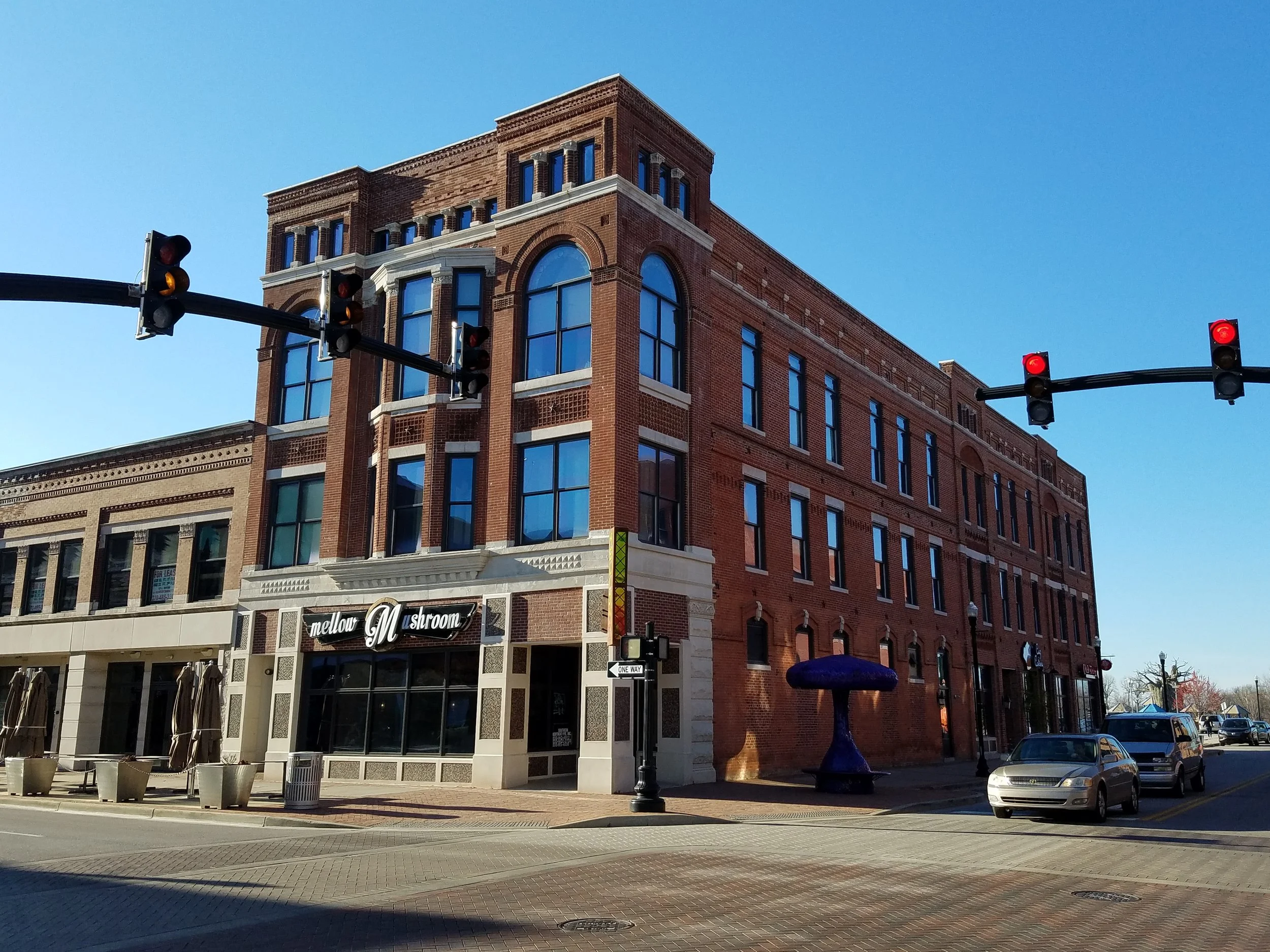101 W 2nd Street Condominiums