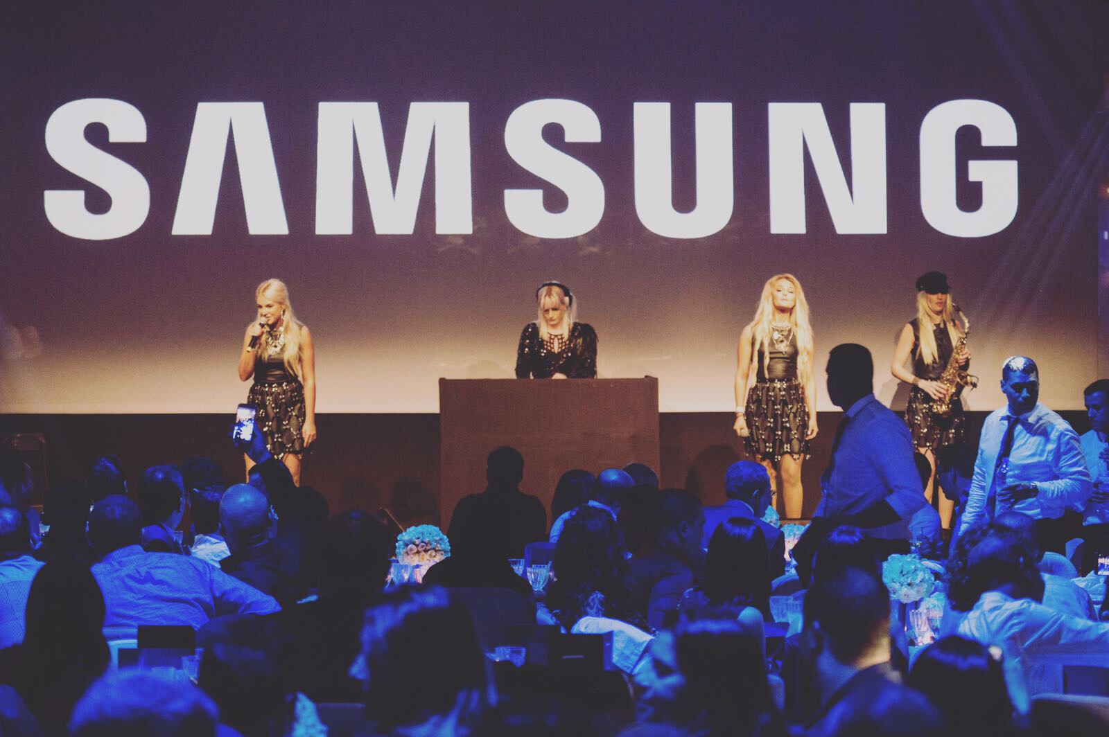   April 2017    Performing with 'Girls International' at the launch of the new 'Samsung S8/S8+' in Morocco.     www.girlsinternational.co.uk   