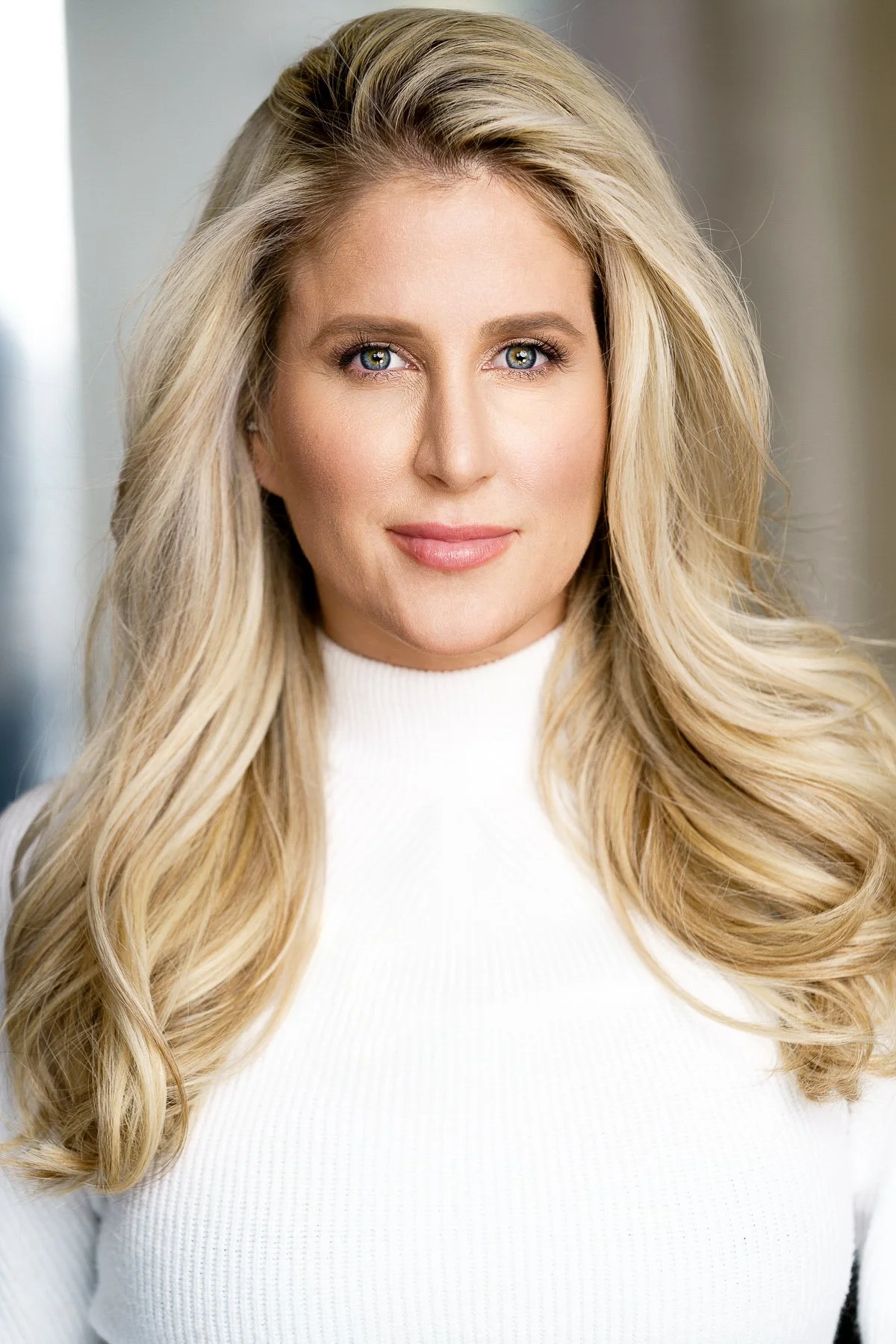 Woman's medical professional headshot in Los Angeles