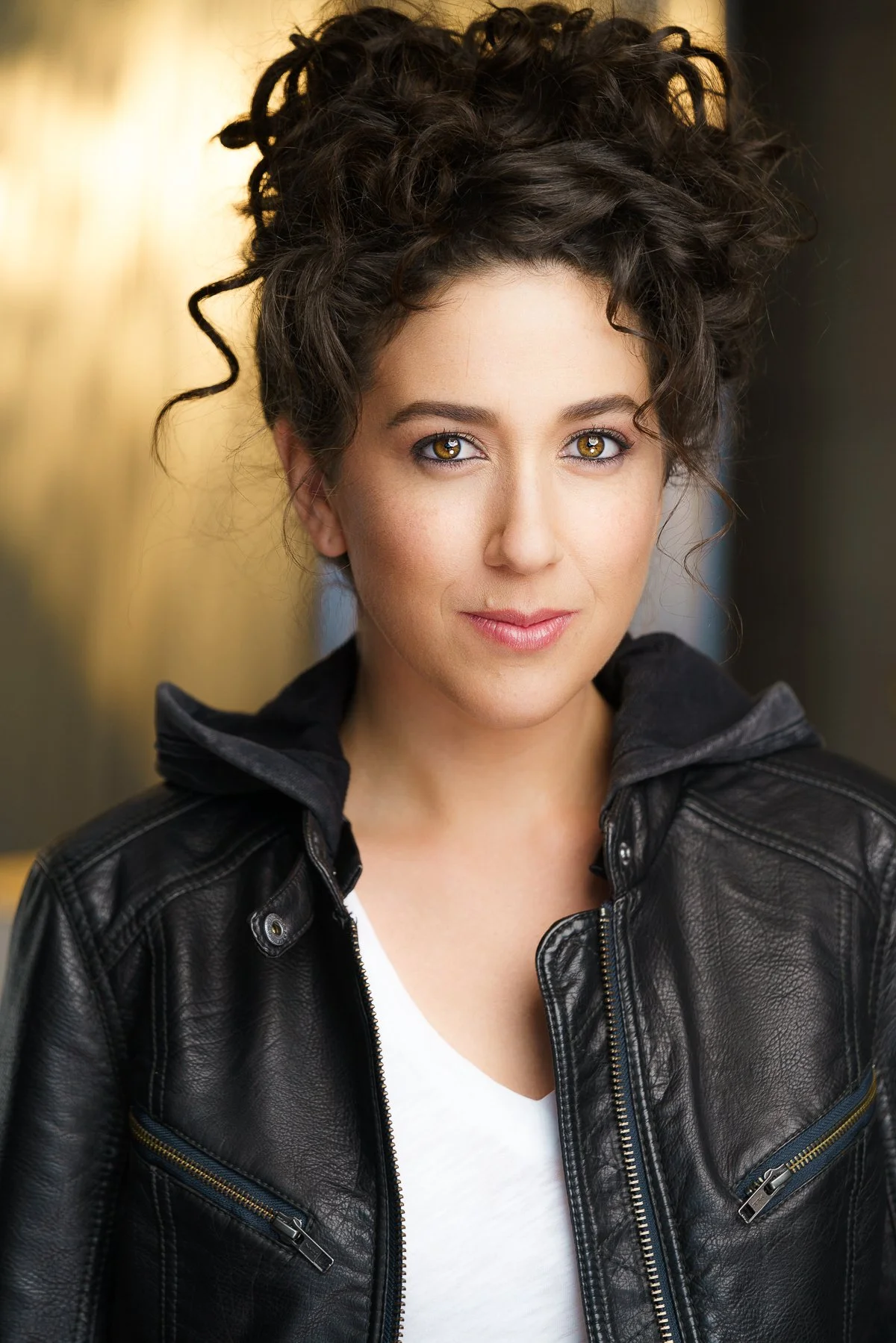 What to wear for women’s headshots in Los Angeles