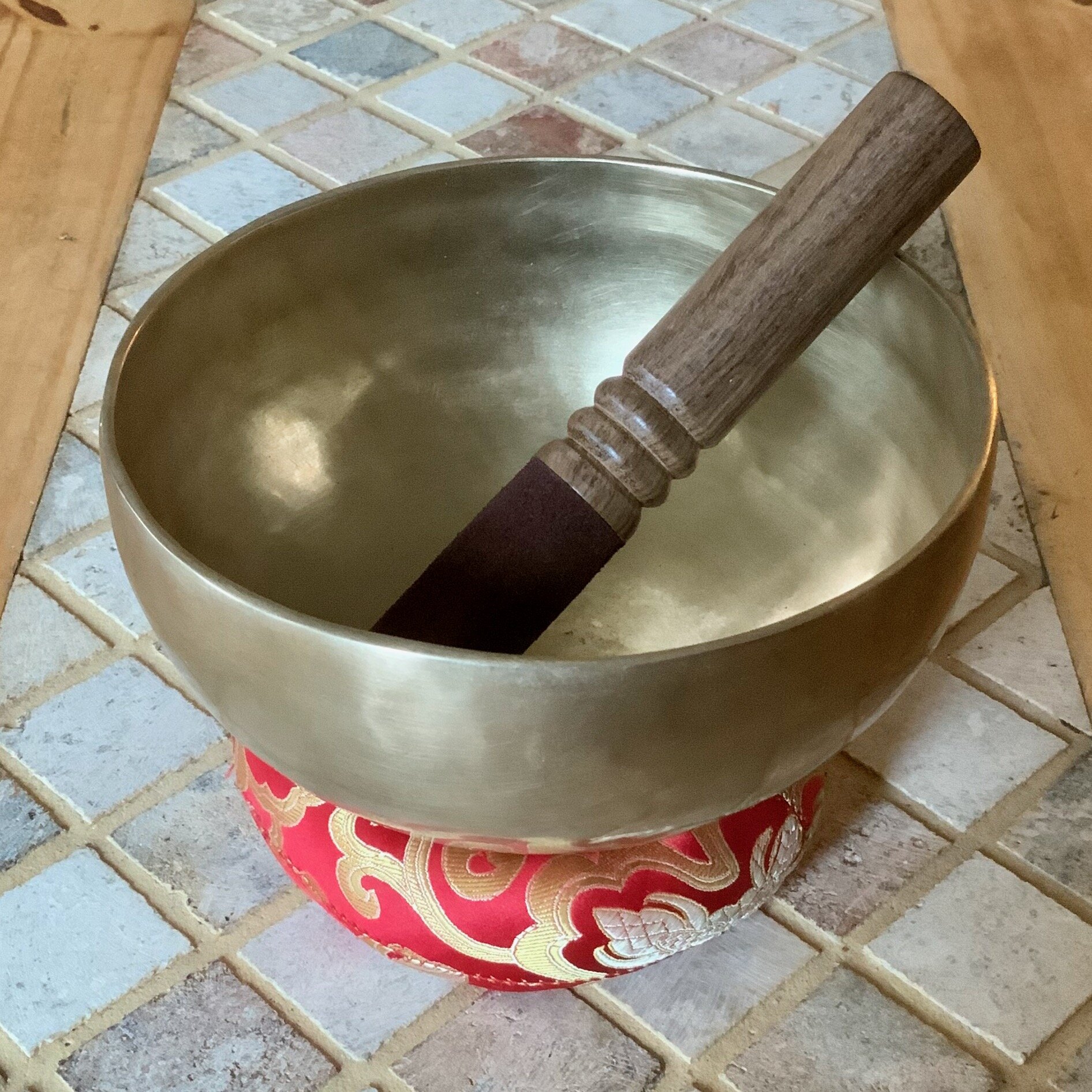 Singing Bowl Antique Gold 7.1%22 .jpeg