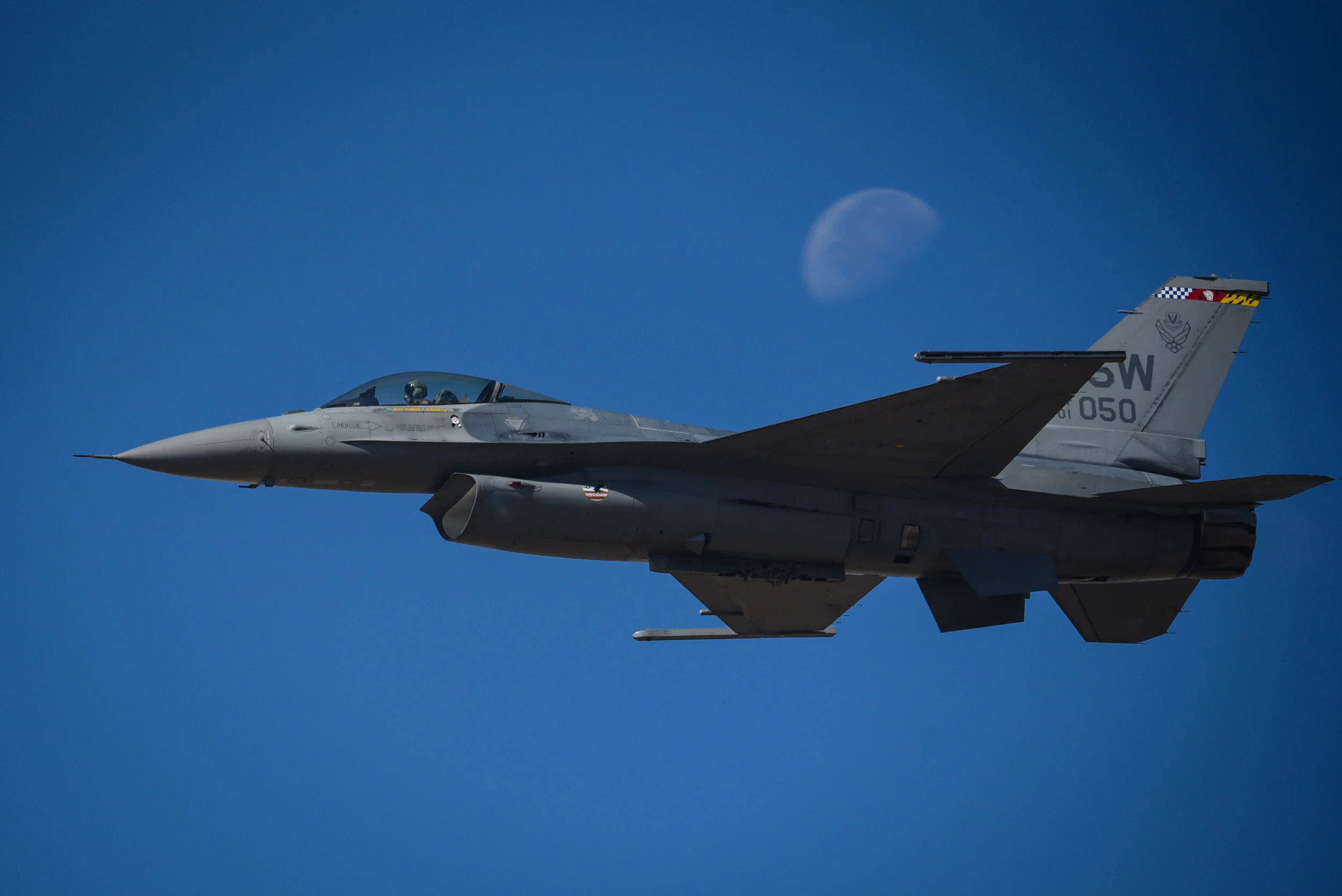 USAF F-16 Moon Flyby