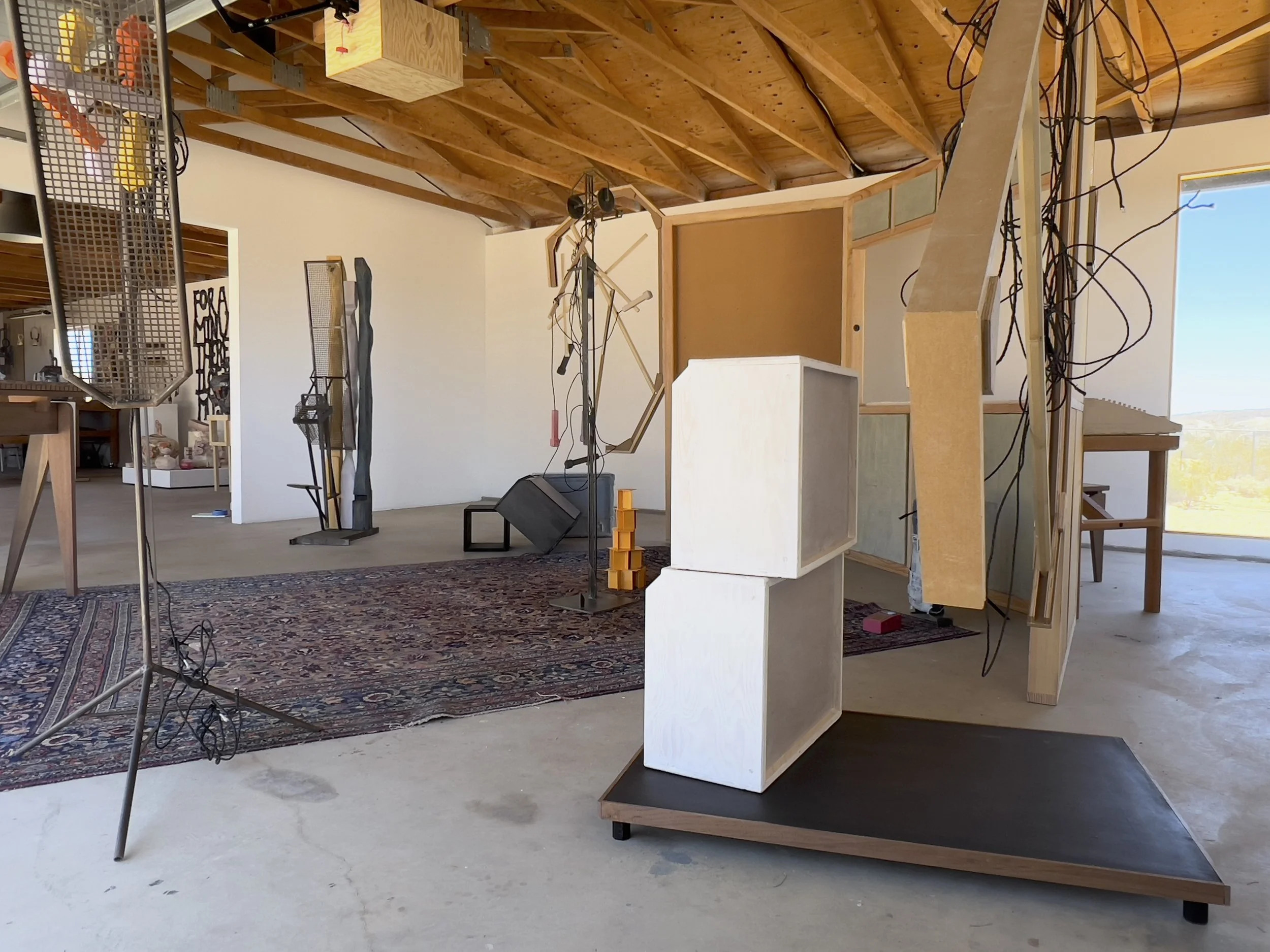 install (SE corner).jpg