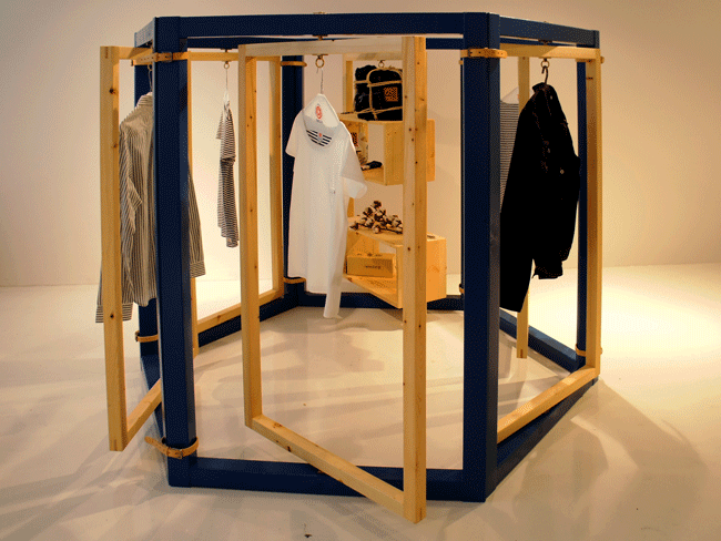 KOI-DISPLAY-2.gif
