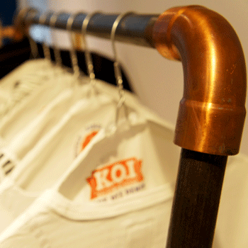 KOI-DISPLAY-hanging-detail.gif