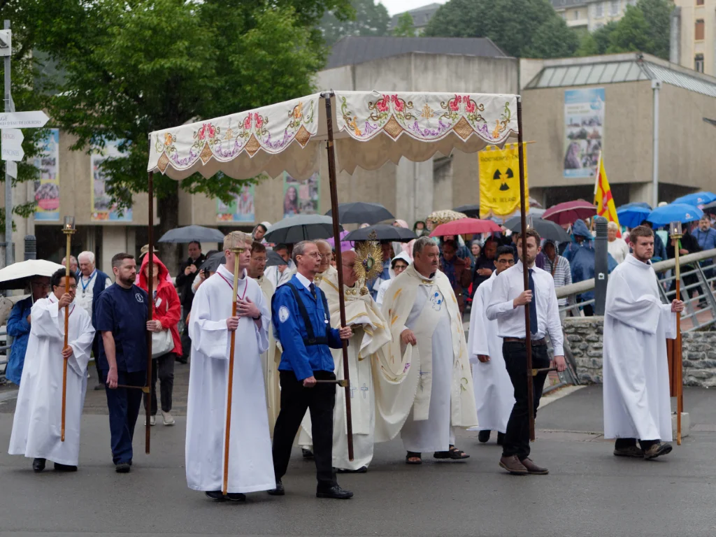 Lourdes_20042_Mon.jpg