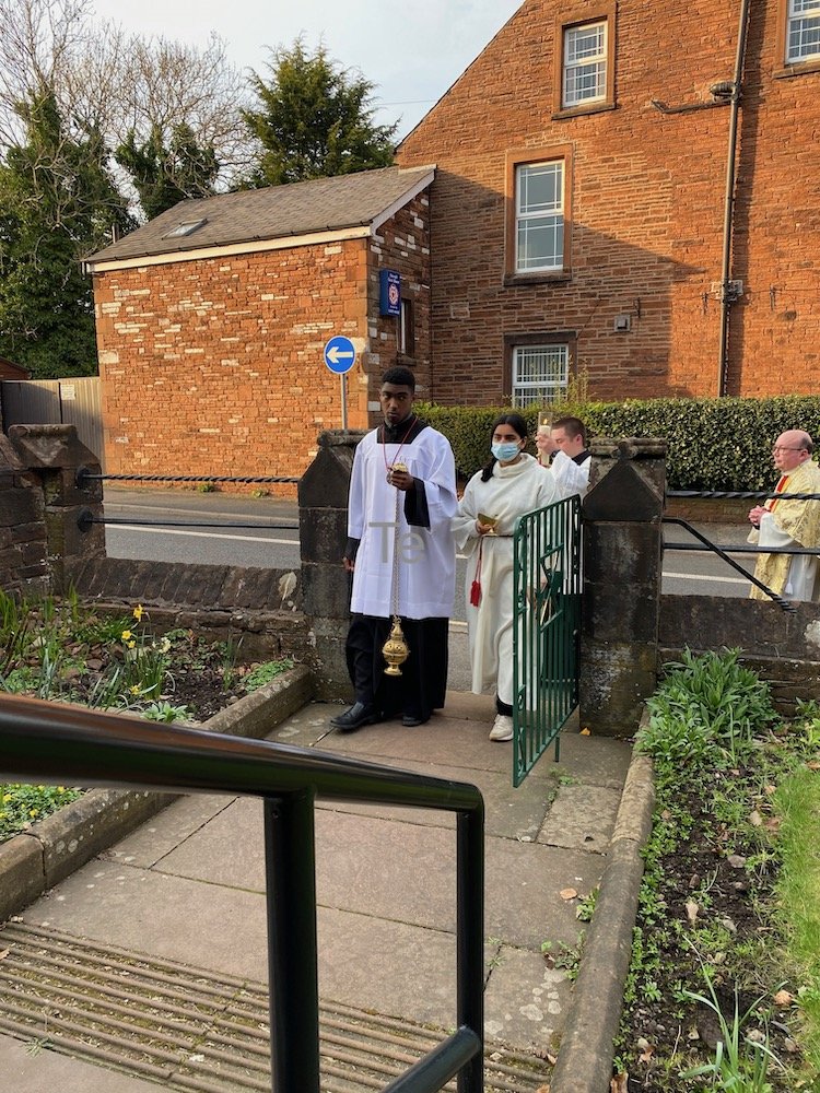 Easter 2022 StC vigil procession 2.jpeg