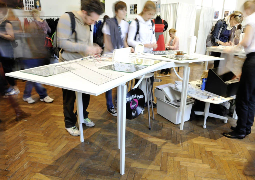 MODEPALAST — BRAND NEW EXPO