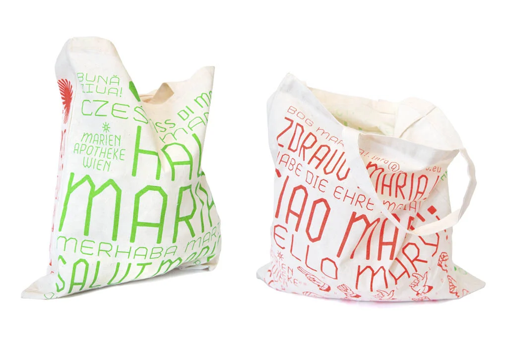 New shopping bags for Marien Apotheke Wien – organic & textile