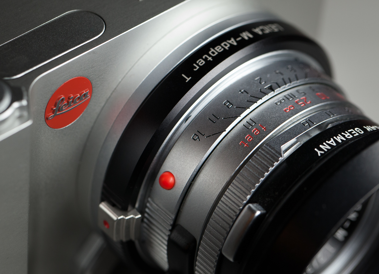 Leica T (typ 701) Mirrorless Camera Review — Kristian Dowling Leica T (typ 701) Mirrorless Camera Review — Kristian Dowling