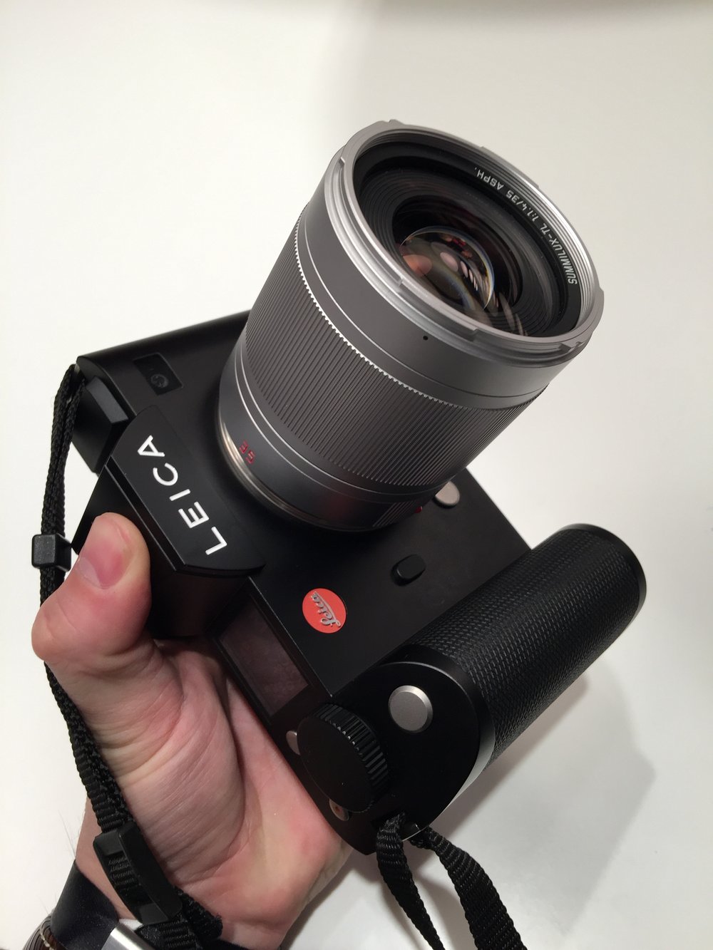 The Leica SL (type 601) Professional Mirrorless Camera Review