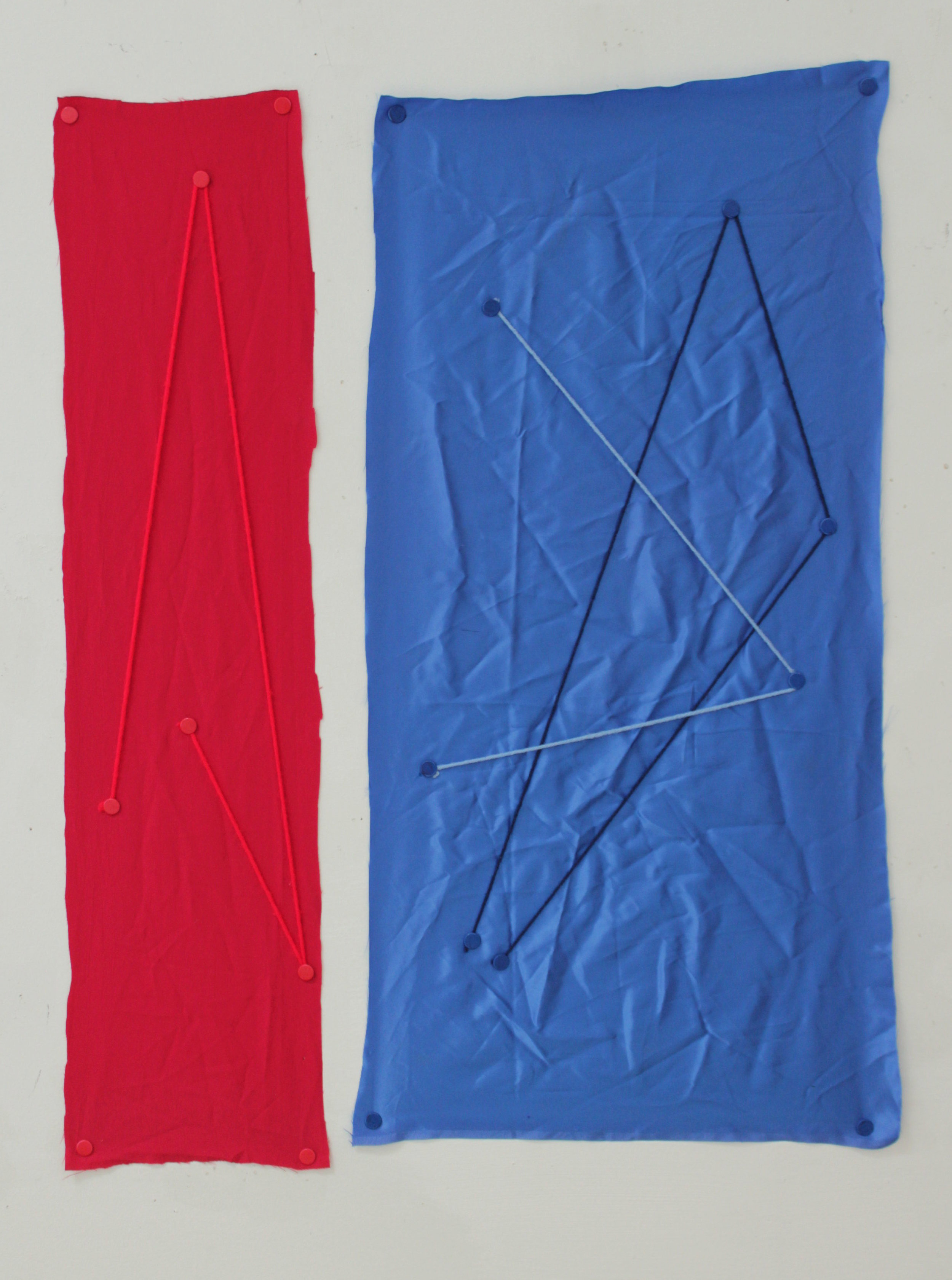 Three Point Series, Red and Blue 