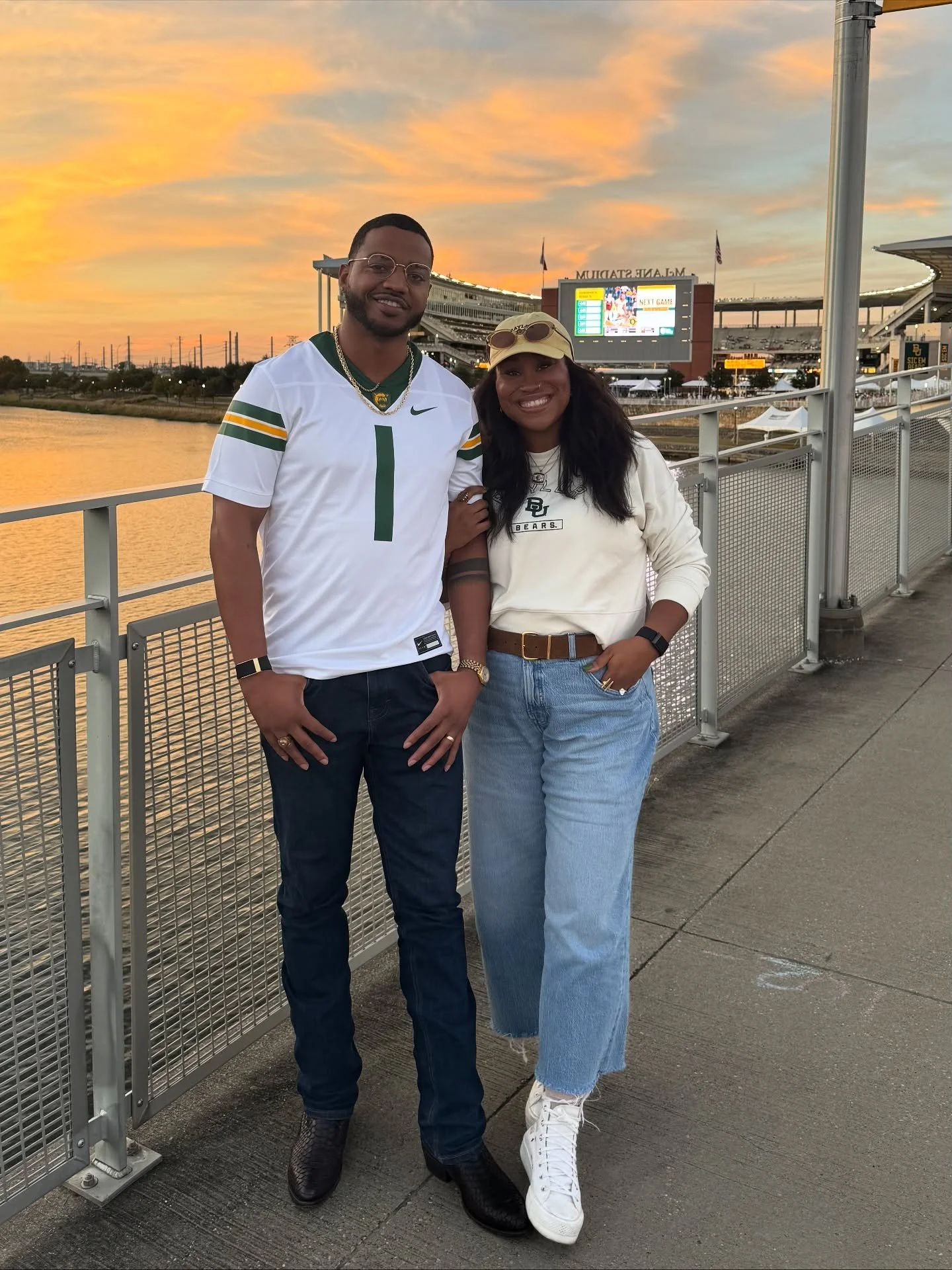 Going back to Baylor always make me feel REAL grown. We talked about these days like they were light-years away. Mortgages, businesses, babies...back then it felt so far off. 

And somehow we blinked and here we are, living the very life we once drea