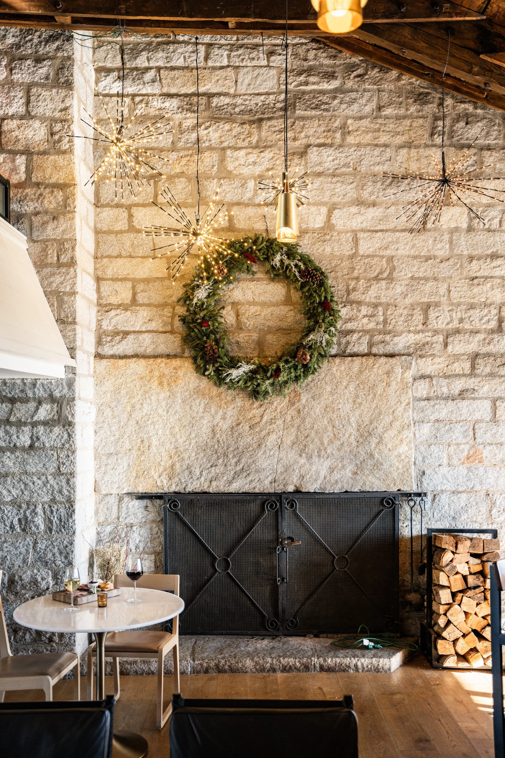 MHarris_SkylineLodgeHoliday2023_web-46.jpg