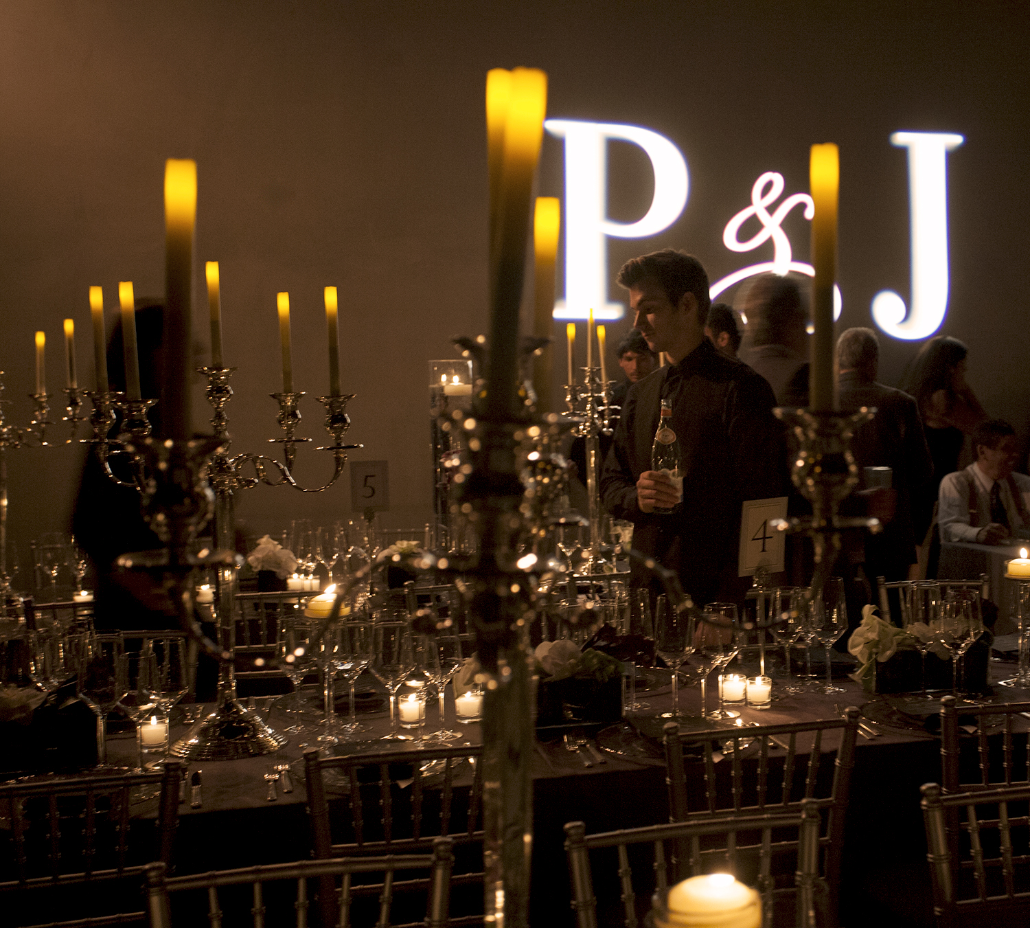 Server in tables P&J.jpg