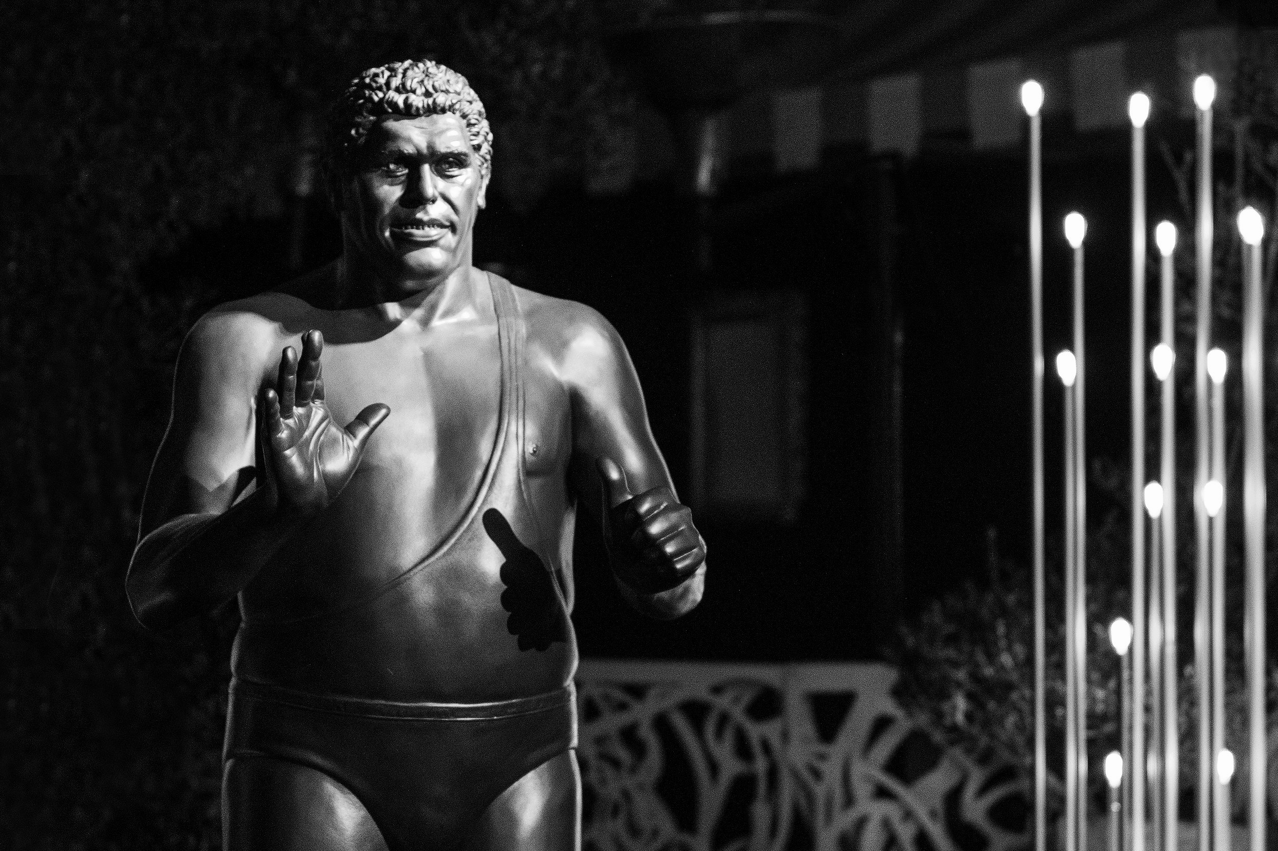 Andre the Giant statue
