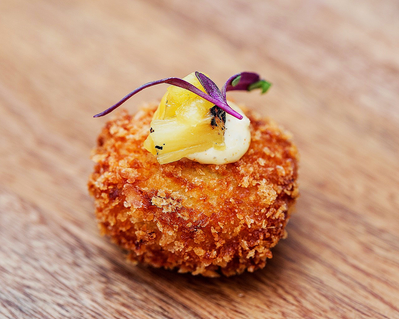 Crab croquette with roasted pineapple and remoulade