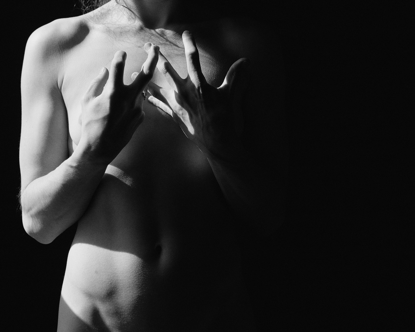 kelseyhandsclosecrop copy.jpg