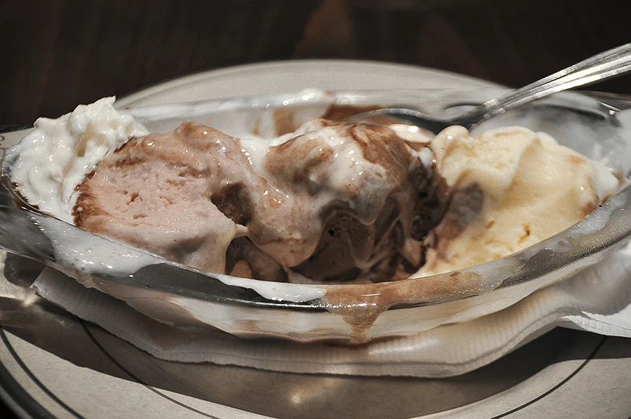 Midnight Sundae