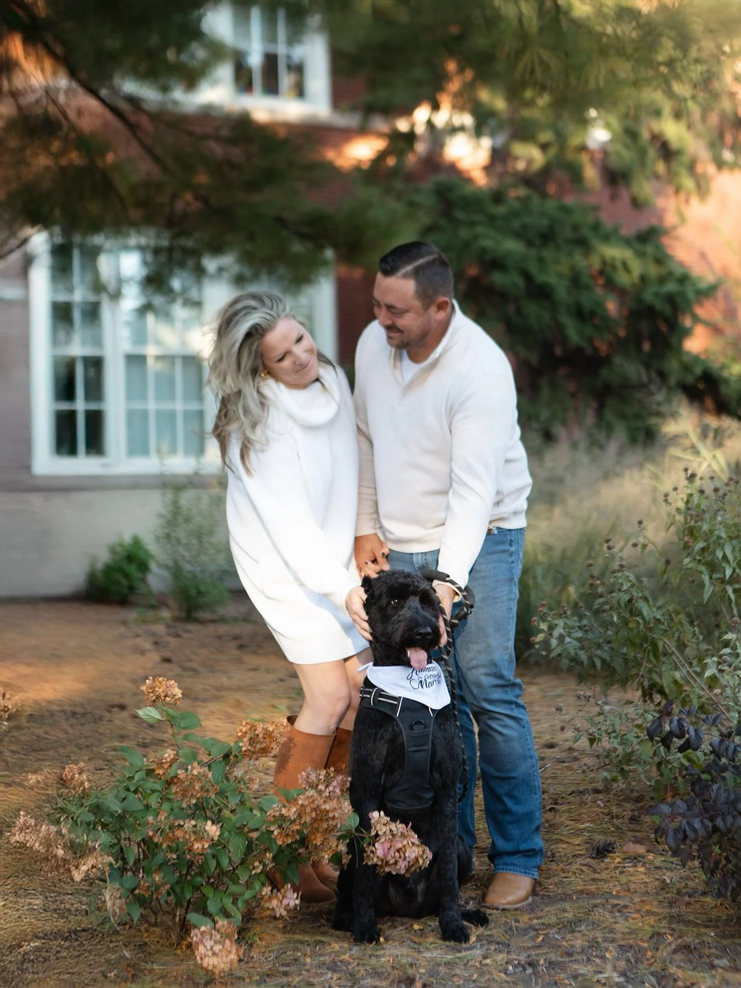 Here's a sneak peek from yesterday's photoshoot at my new favorite fall location, conveniently close to home. I adore neighborhood brides... and, of course, dogs are invited!