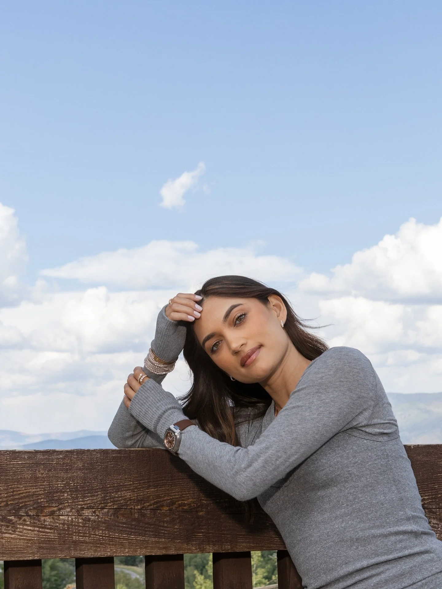 Some @rachellynnchicago work, which happens to be this week&rsquo;s look. We only had a couple of minutes to make this happen before the sun set and we still had a s&rsquo;mores look to shoot. But this team is so great we were able to pull it off and