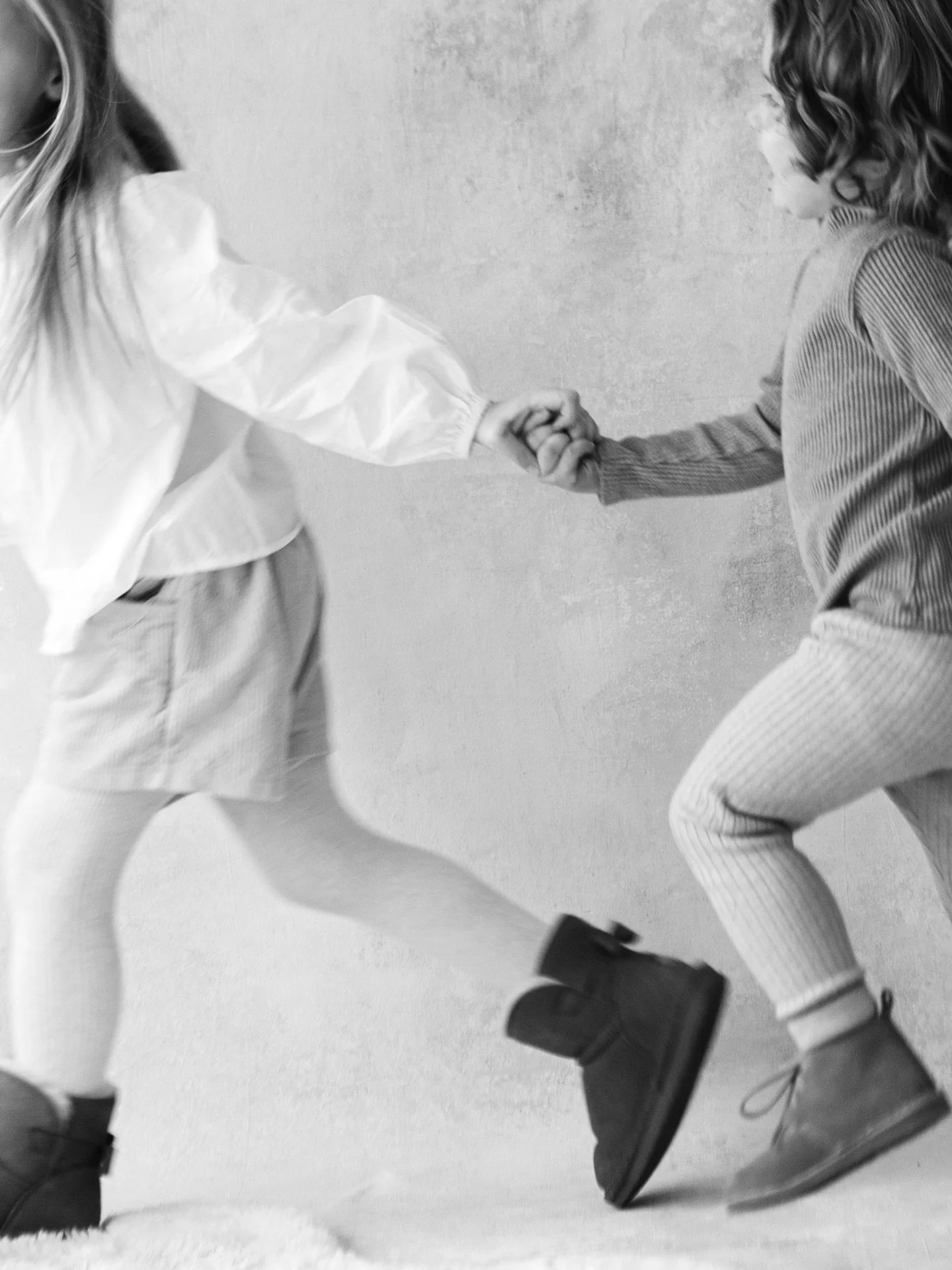 Family minis are officially delivered, check your inbox and peek in spam, just in case. 

Download your favorites and don&rsquo;t forget to order those holiday cards before life gets busy again.