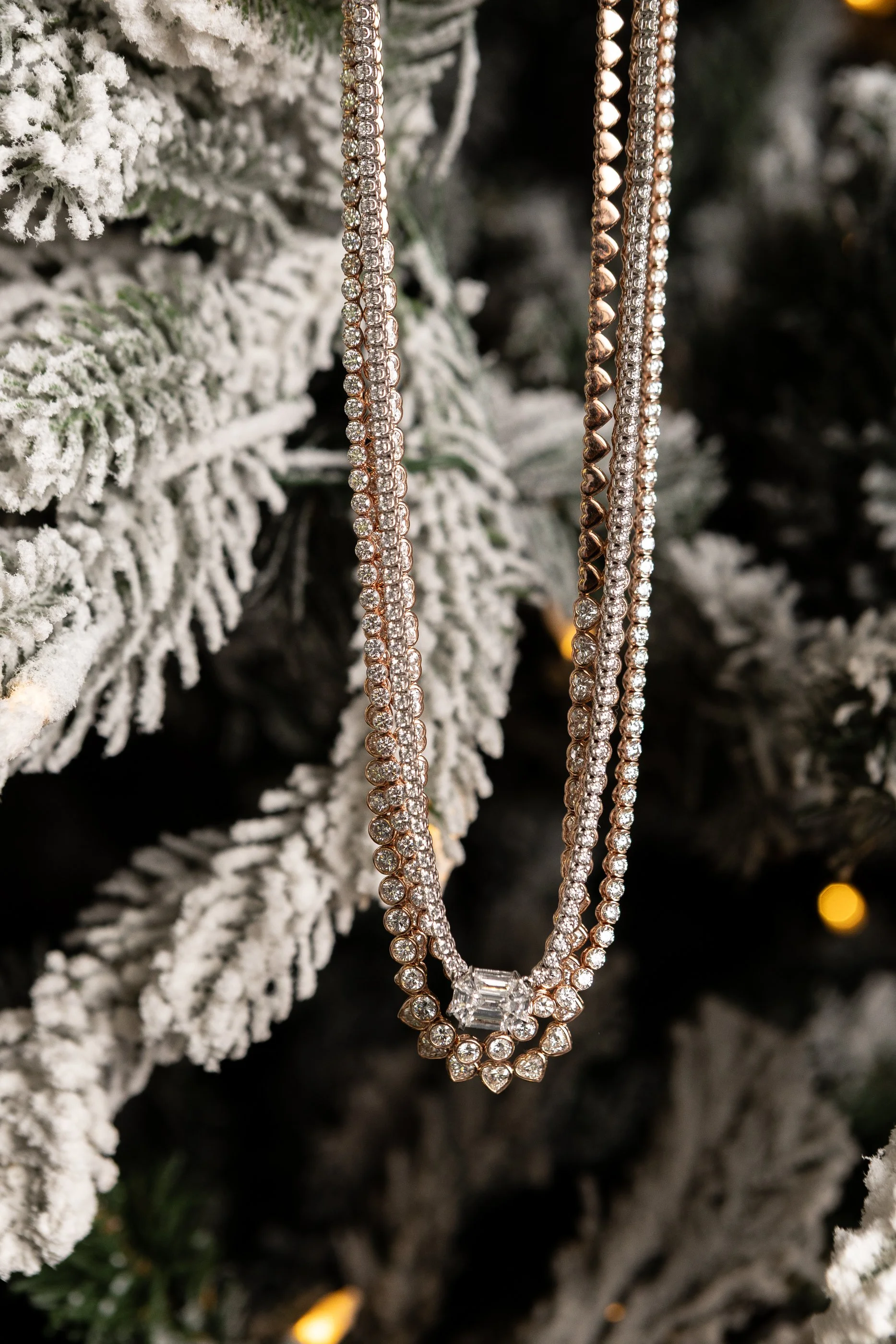 Holiday 25-2060.jpg
