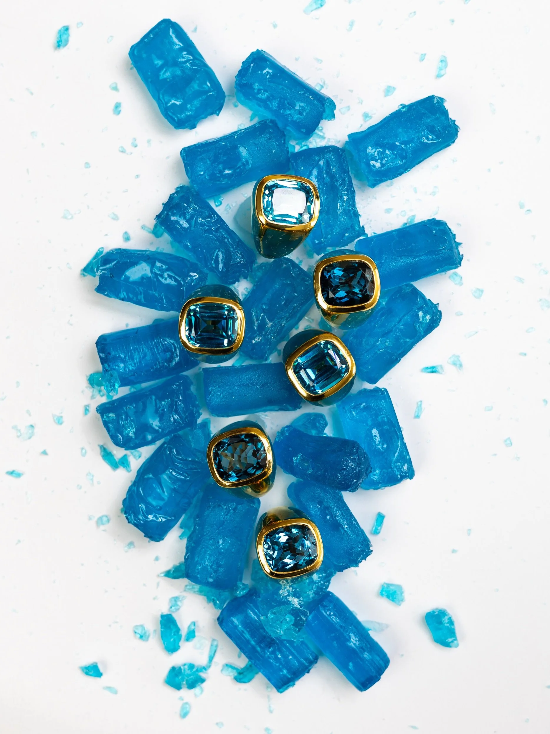 Back to Kansas City this week for another team shoot with @rachellynnxcorrilynn . Sharing a few favorites from the last time around. Zelda, please accept my official apology for what happened to your candy. #blue