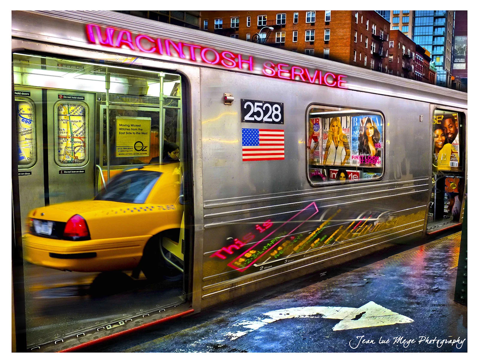 One of my first art creation in 2009 was this vision of New York... just putting a taxi... in a subway... 