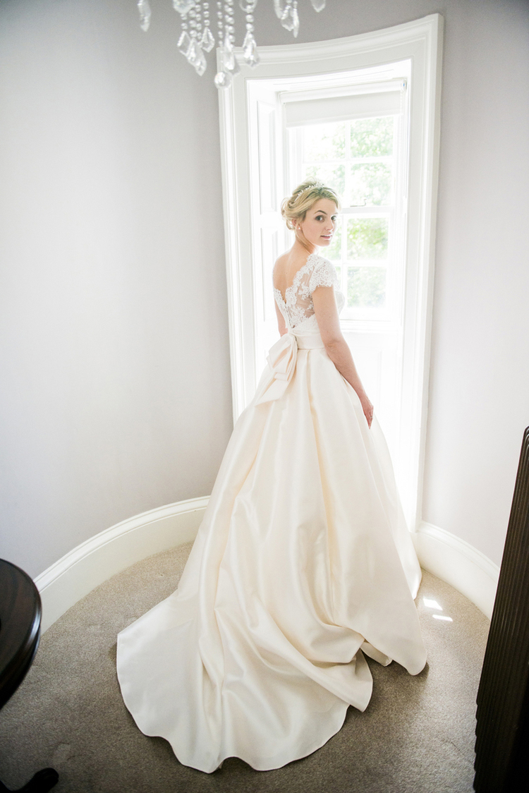 stunning+bridal+gown+edinburgh.jpg