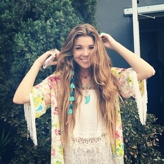 As featured on singer and model Skyler Elizabeth