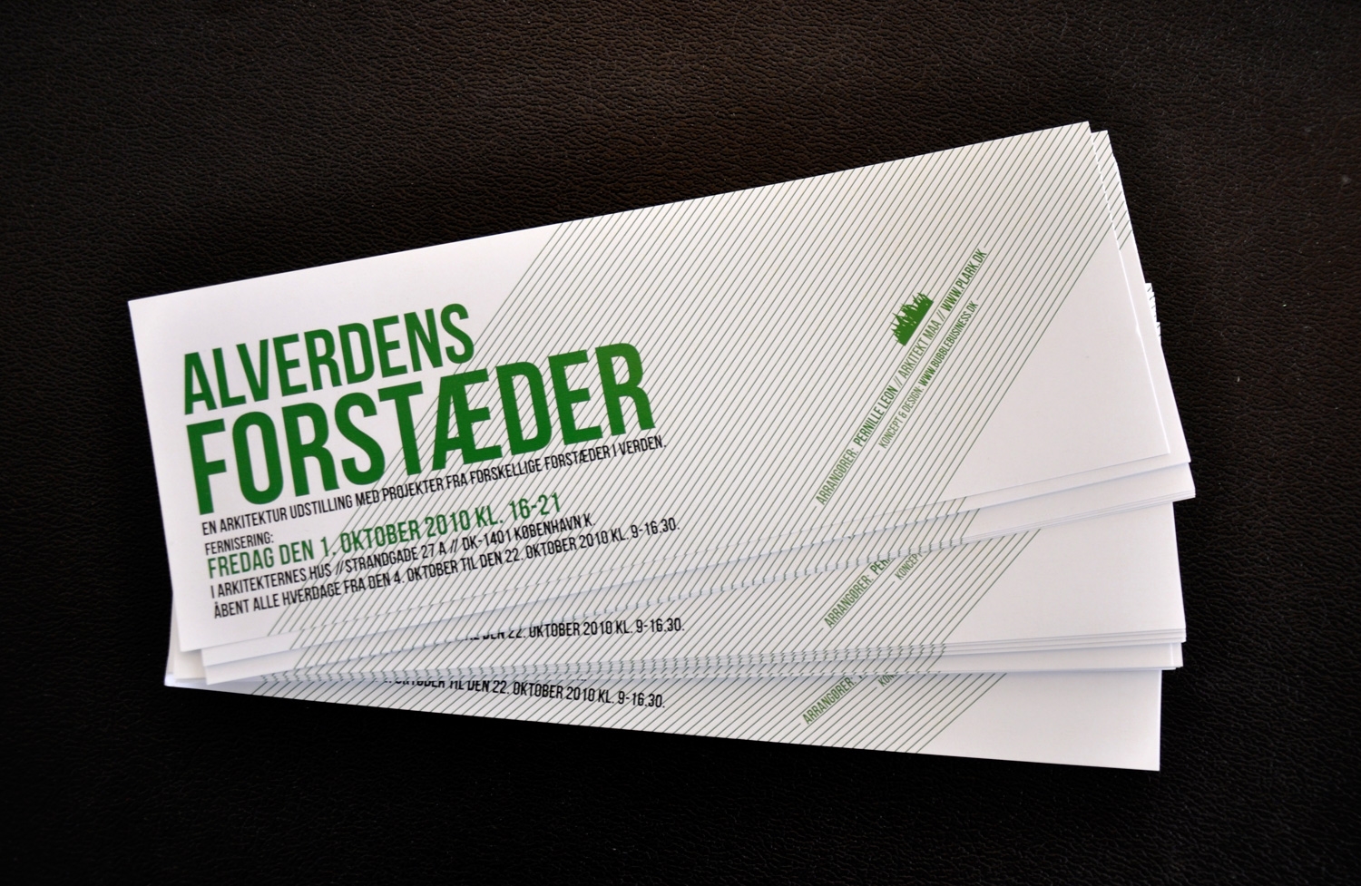 FLYERS