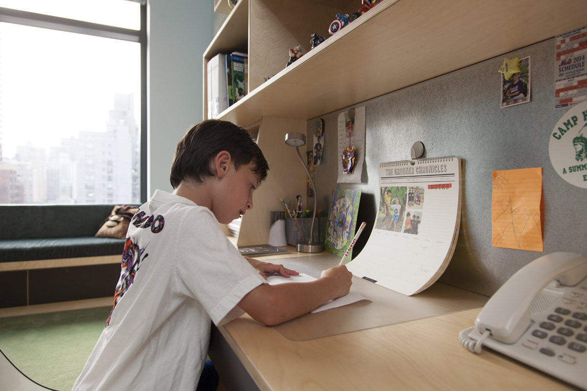 casa kids computer desk