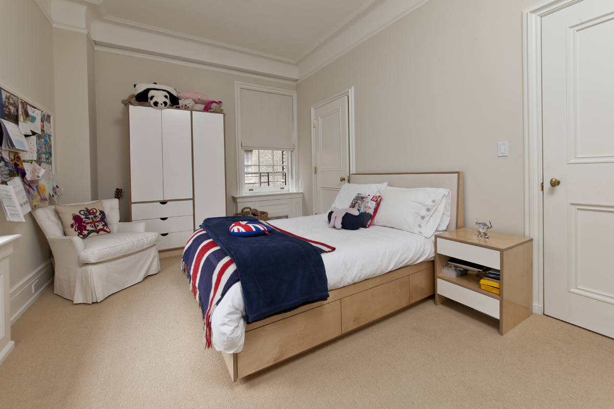 kate floor bed.jpg