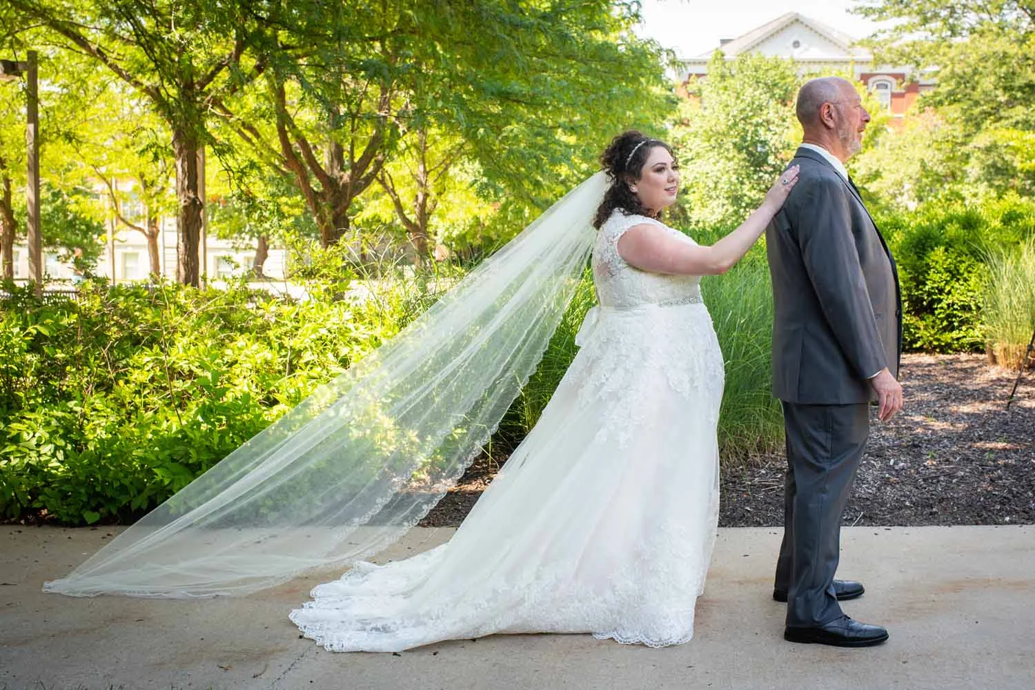 20190713_Kyle_Brown_Rebecca_Leaf_selects_web_045.jpg