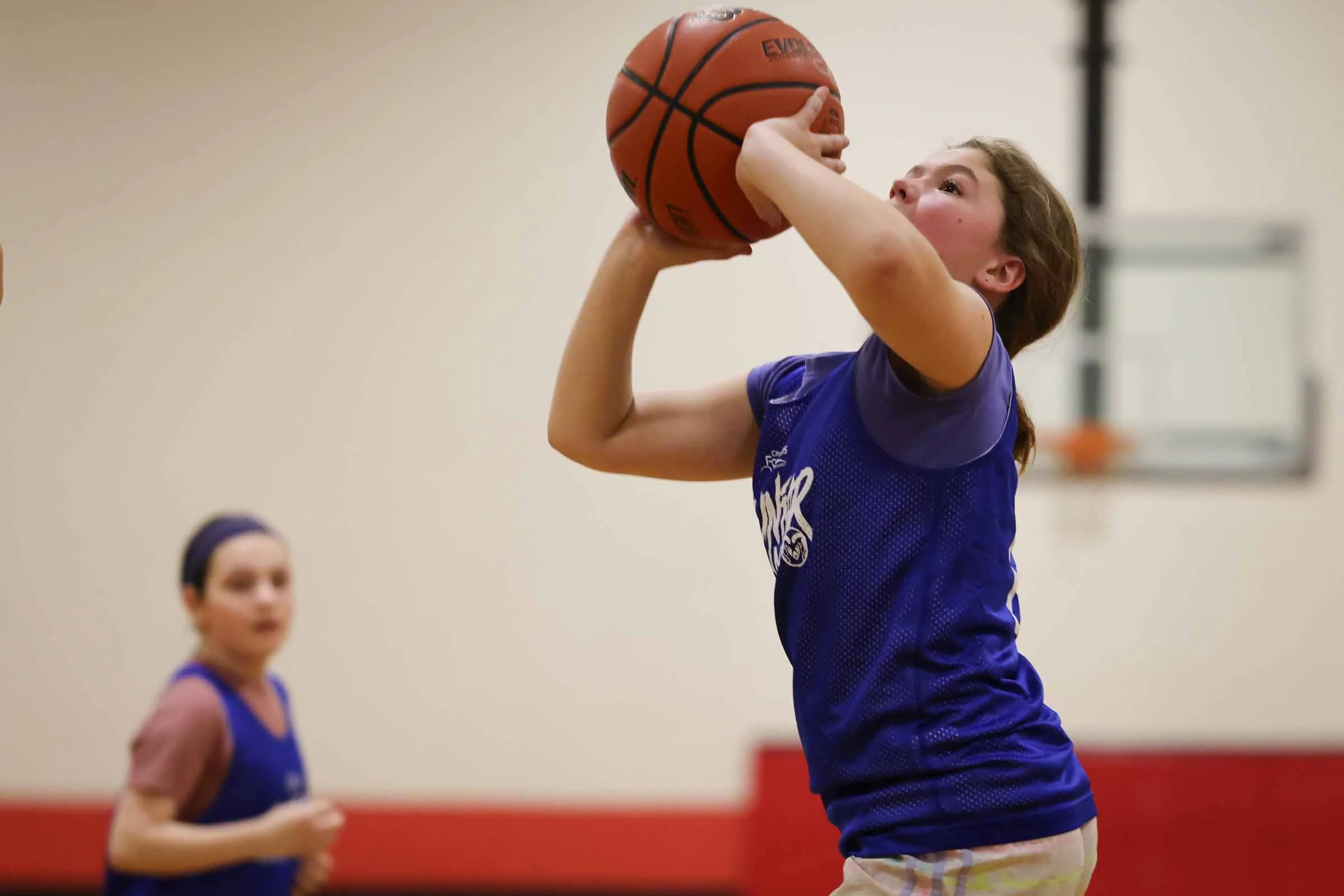 20250301_basketball_Iris_1267_select.jpg