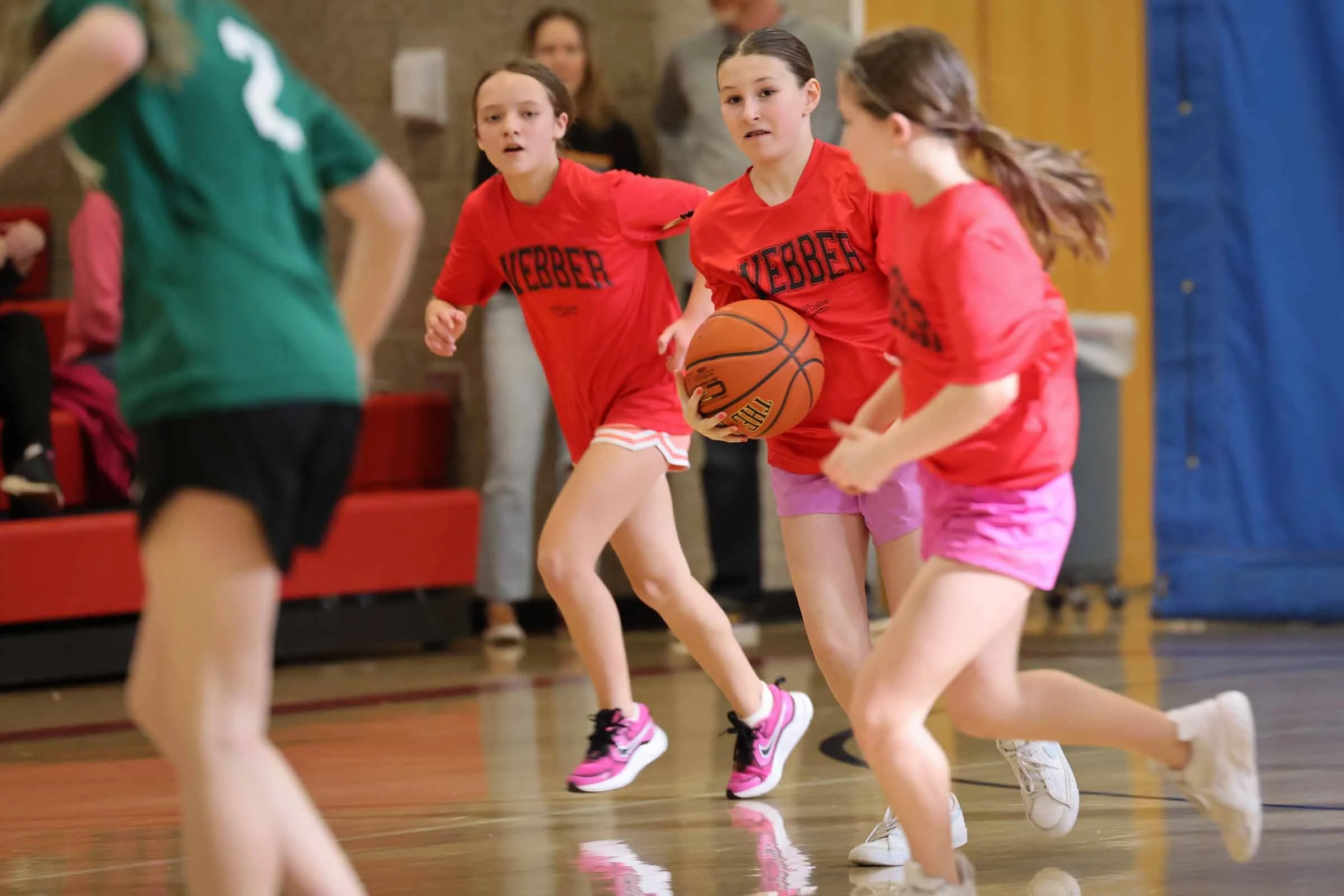 20260214_Iris_basketball_0570_selects.jpg