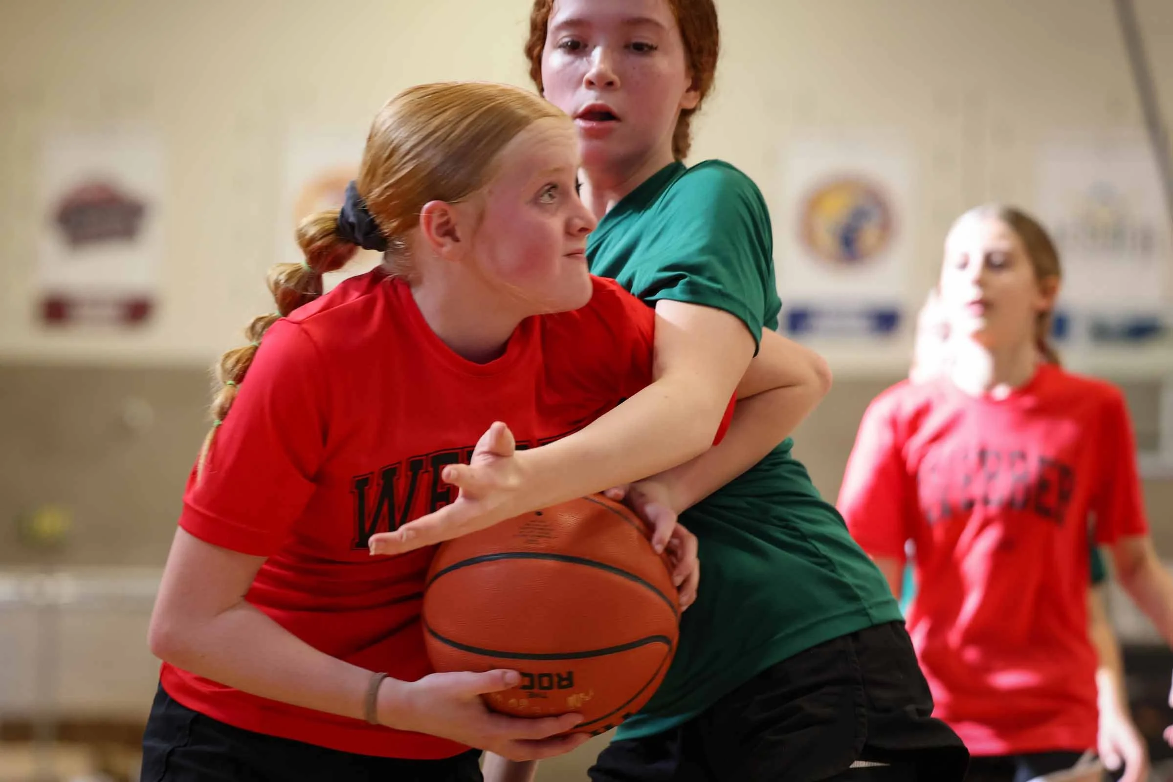 20260214_Iris_basketball_1470_selects.jpg