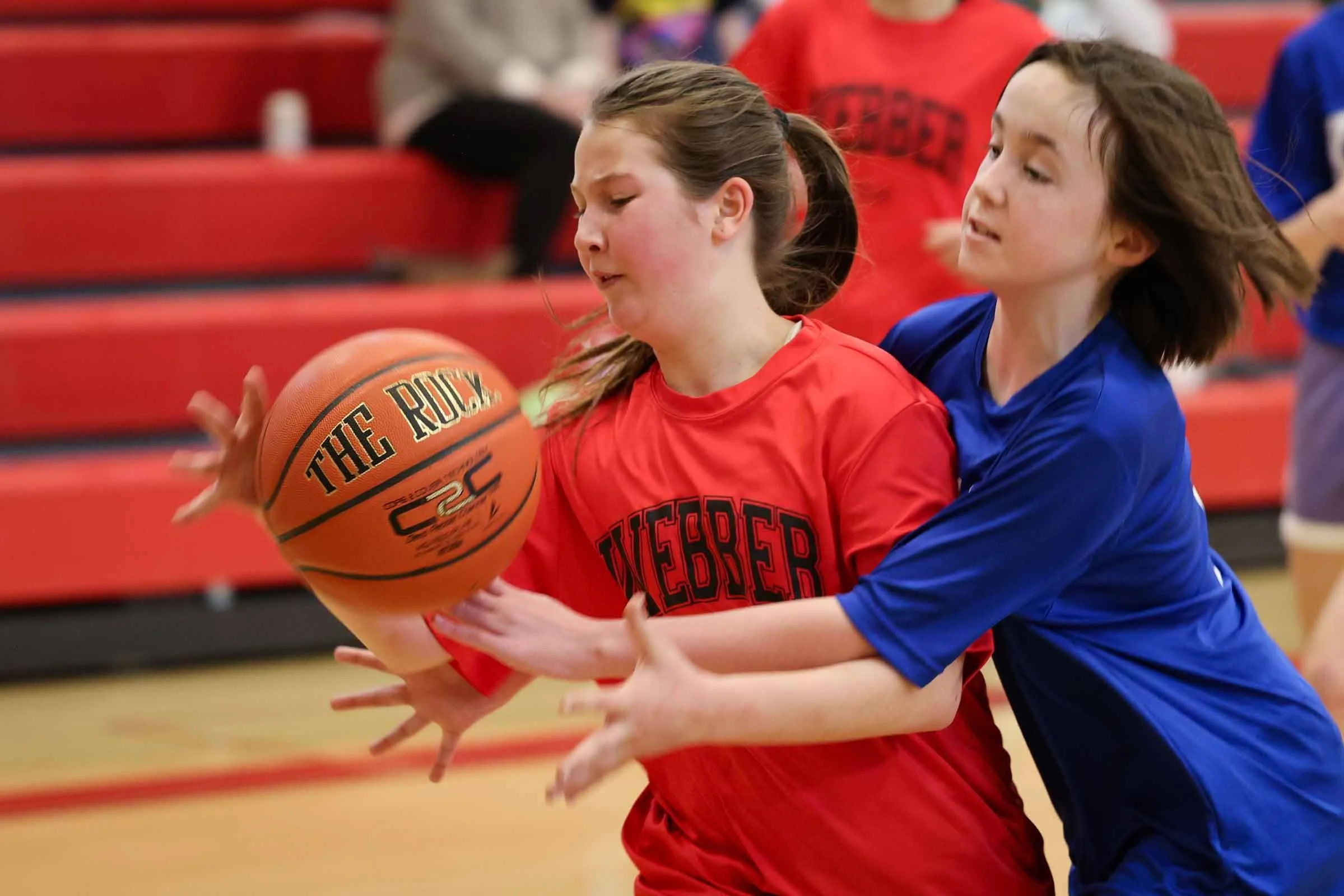20260228_Iris_basketball_0883_selects.jpg